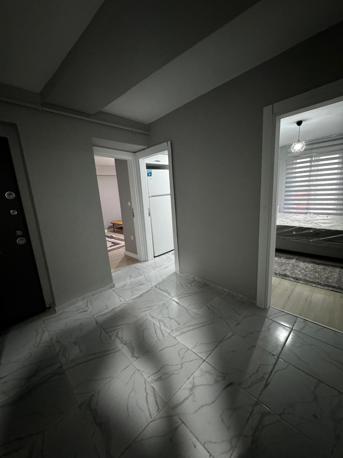 ŞİŞLİ MECİDİYEKÖY'DE GENÇ BİNADA 2+1 SATILIK DAİRE